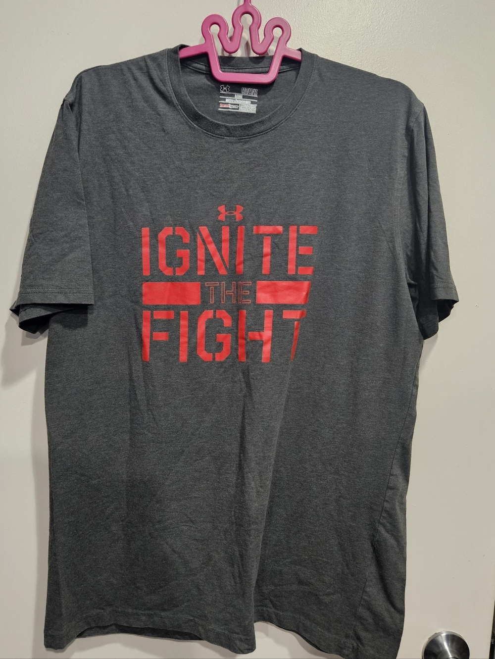 Under Armour Men's Gray 'Ignite The Fight' Loose Heat Gear Tee Medium